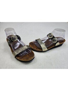 Naot Womens Metallic Sandals Size 41 With Embellished Straps & Cork Sole
